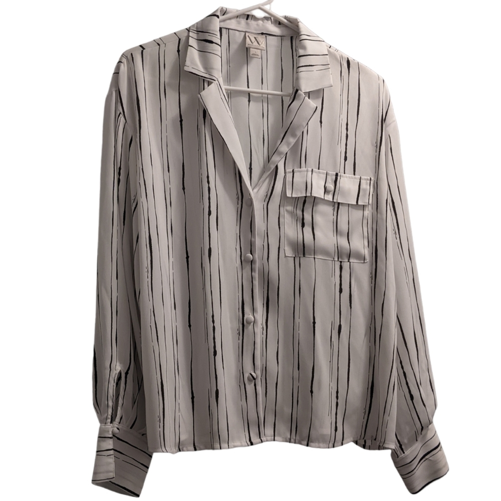 Worthington Black & White Pin Striped Button Down